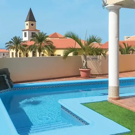 Villa Sleeps 6 Air Con Wifi Playa Paraiso